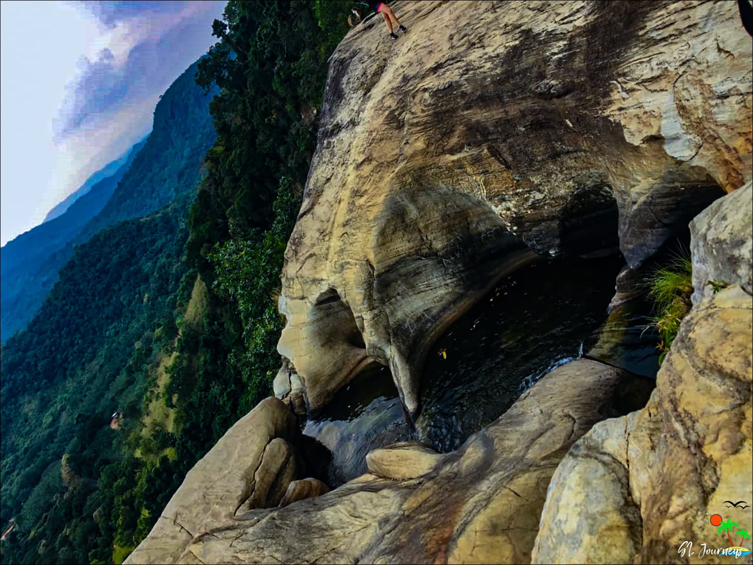 diyaluma-falls Gallery Image 5